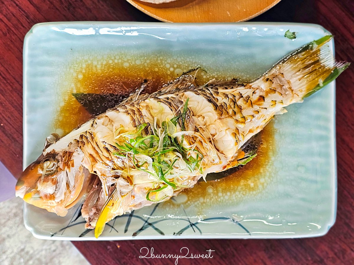【沖繩泊港漁市場】那霸海鮮必吃攻略｜必吃鮪魚生魚片、夜光貝、炭烤虎蝦，推薦中真水產 @兔兒毛毛姊妹花