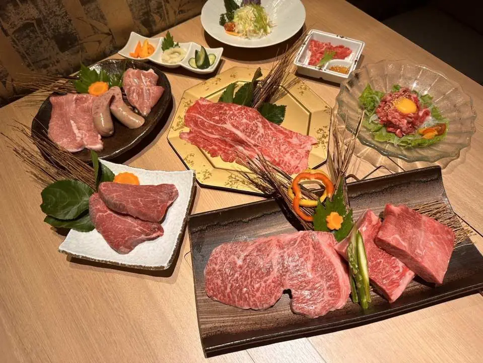 【沖繩美食懶人包】30間必吃餐廳推薦＋美食地圖！燒肉、海鮮、拉麵、海景咖啡一次吃 @兔兒毛毛姊妹花