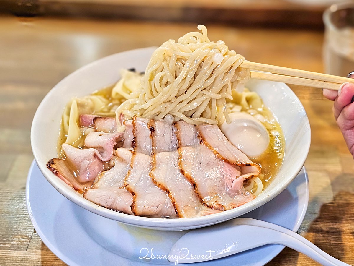 【ラーメンムギュVOL.2 烏丸蛸薬師店】京都雞白湯拉麵推薦｜巷弄隱藏名店，白醬油拉麵必吃 @兔兒毛毛姊妹花