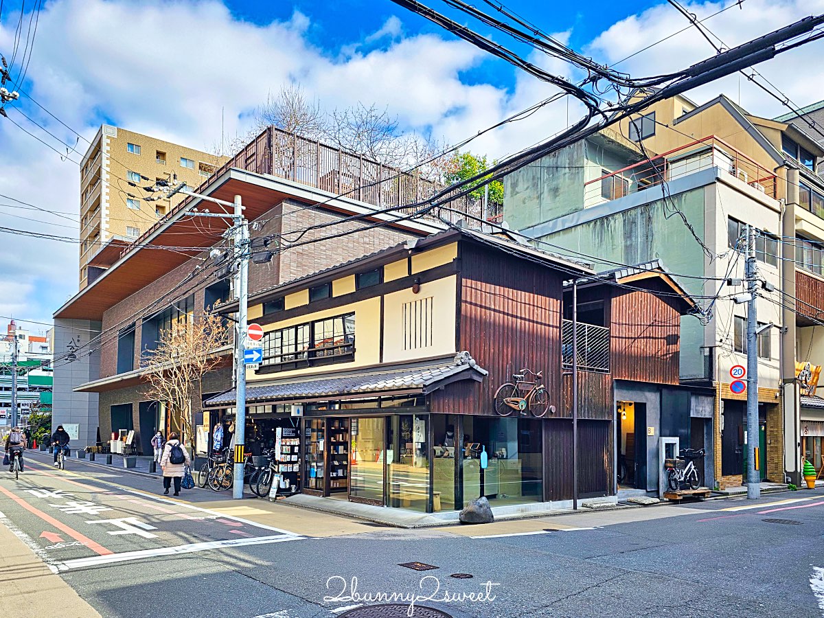 【Blue Bottle Coffee Kyoto Rokkaku】京都藍瓶咖啡六角店|百年町家咖啡館、自行車行共存,京都必訪咖啡店 @兔兒毛毛姊妹花 【Blue Bottle Coffee Kyoto Rokkaku】京都藍瓶咖啡六角店|百年町家咖啡館、自行車行共存,京都必訪咖啡店 @兔兒毛毛姊妹花