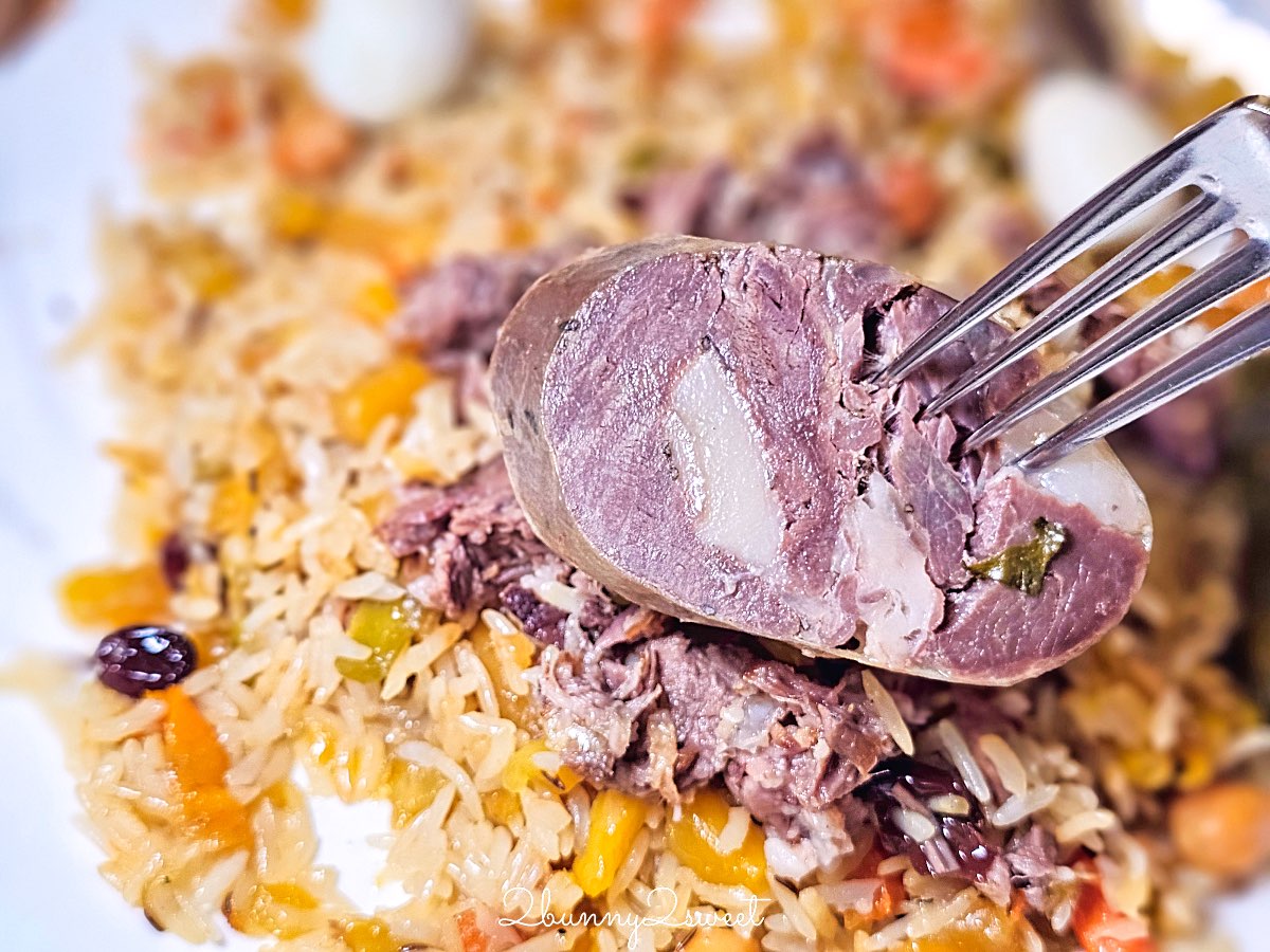 【Besh Qozon Plov Center 塔什干手抓飯中心】烏茲別克必吃手抓飯、巨大鐵鍋現場料理、菜單價格整理 @兔兒毛毛姊妹花