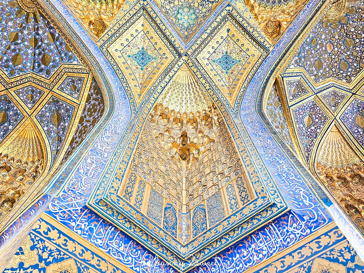 【阿克薩萊陵墓 Aksaray Mausoleum】撒馬爾罕隱藏景點|低調外觀藏著金碧輝煌穹頂 @兔兒毛毛姊妹花 【阿克薩萊陵墓 Aksaray Mausoleum】撒馬爾罕隱藏景點|低調外觀藏著金碧輝煌穹頂 @兔兒毛毛姊妹花