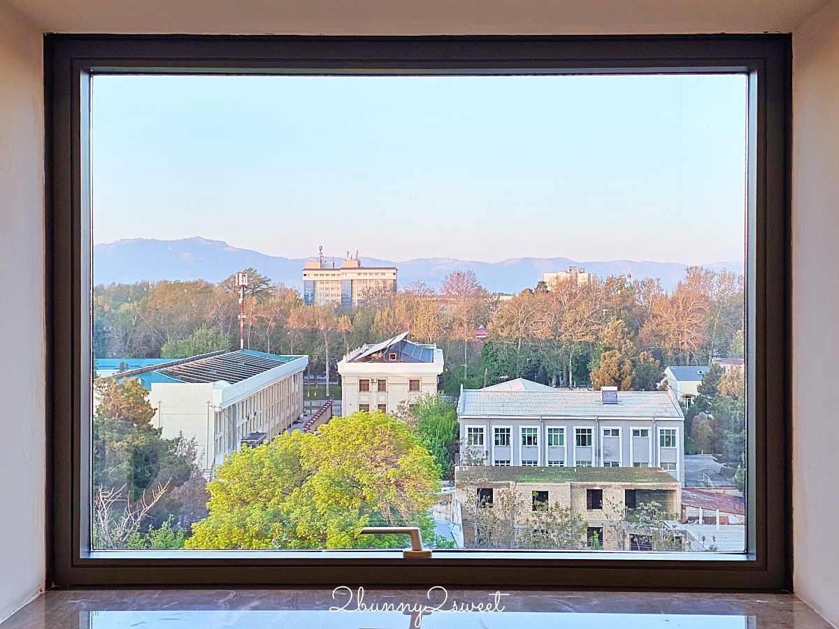 烏茲別克住宿【撒馬爾罕瑞享酒店 M&ouml;venpick Samarkand】交通便利、早餐超豐富的五星首選 @兔兒毛毛姊妹花