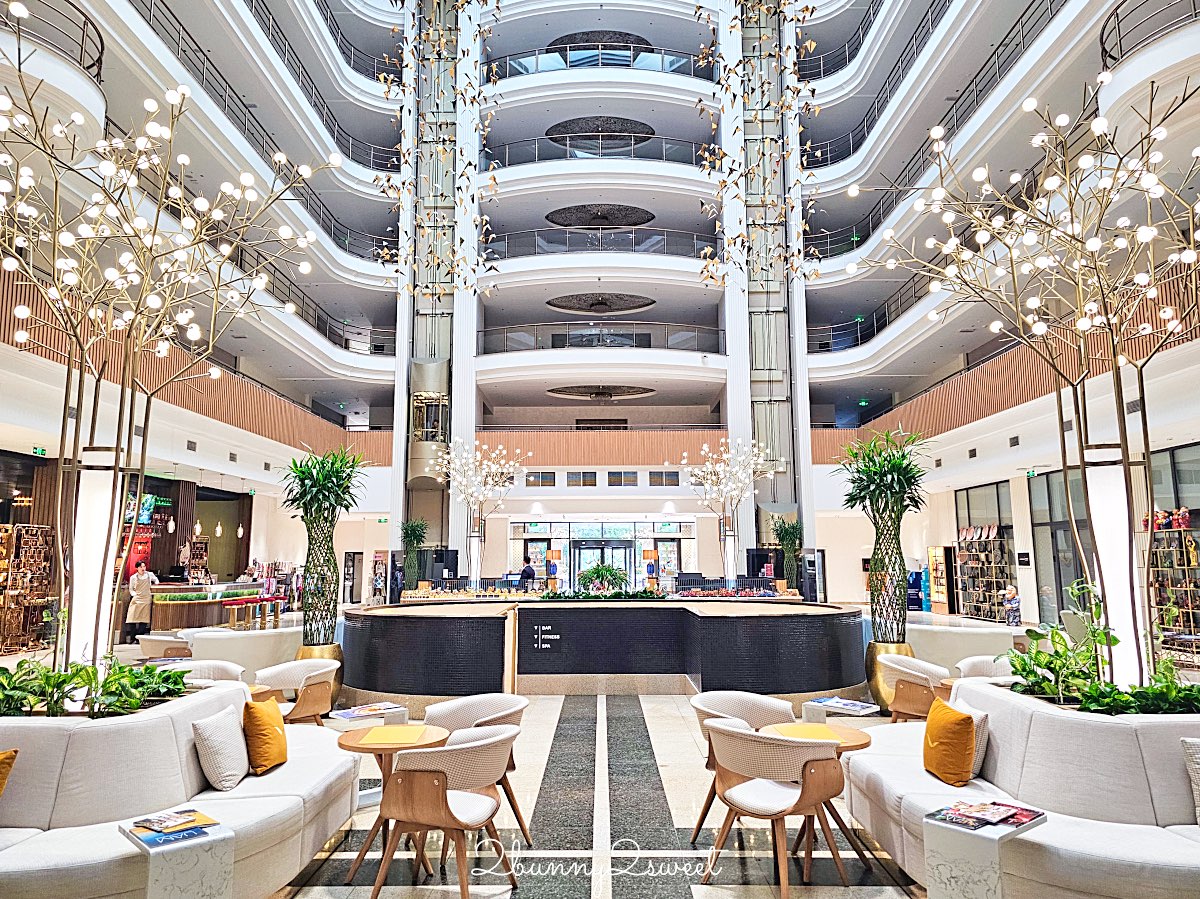 烏茲別克住宿【撒馬爾罕瑞享酒店 M&ouml;venpick Samarkand】交通便利、早餐超豐富的五星首選 @兔兒毛毛姊妹花