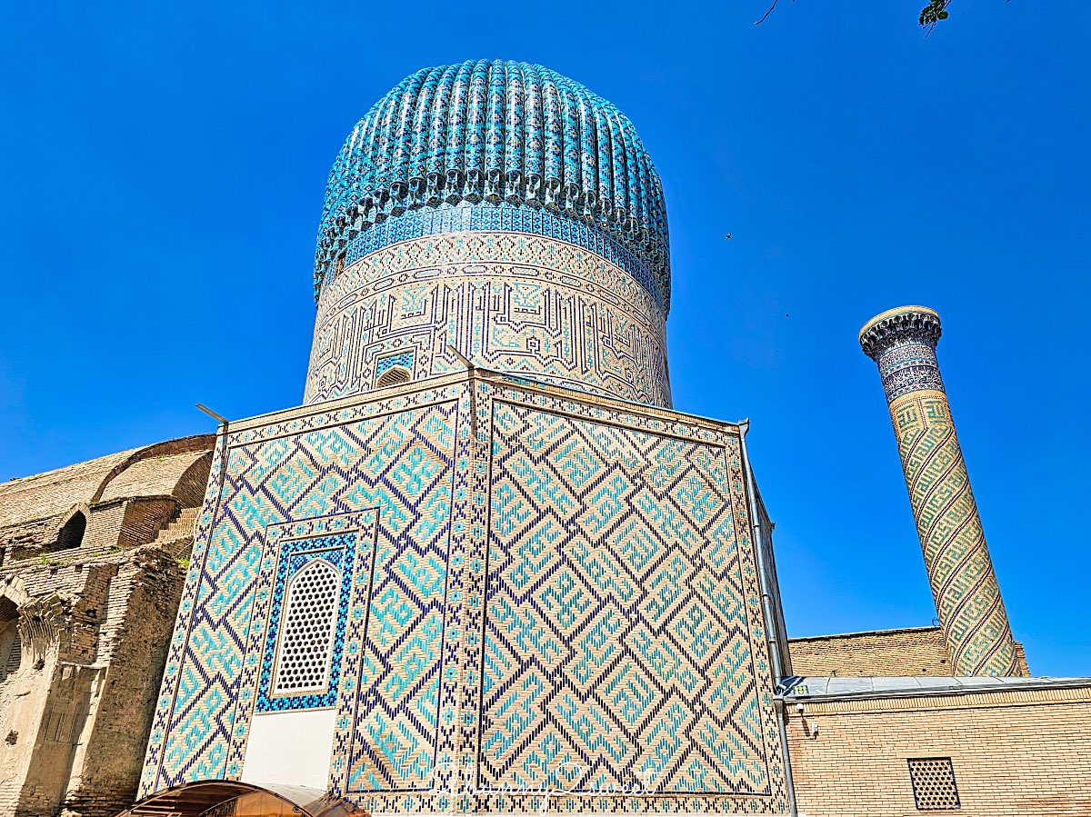 【帖木兒陵墓 Gur-e-Amir】薩馬爾罕必訪藍色穹頂地標,帖木兒長眠之地與中亞最華麗陵墓 @兔兒毛毛姊妹花 【帖木兒陵墓 Gur-e-Amir】薩馬爾罕必訪藍色穹頂地標,帖木兒長眠之地與中亞最華麗陵墓 @兔兒毛毛姊妹花