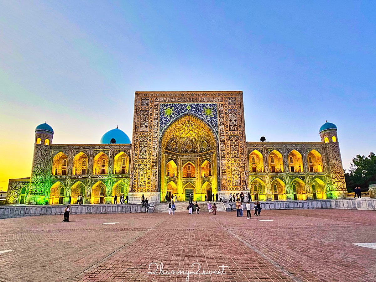 【雷吉斯坦廣場 Registan Square】撒馬爾罕必訪地標,三大學院、門票交通、夜景燈光秀、換裝體驗全攻略 @兔兒毛毛姊妹花 【雷吉斯坦廣場 Registan Square】撒馬爾罕必訪地標,三大學院、門票交通、夜景燈光秀、換裝體驗全攻略 @兔兒毛毛姊妹花