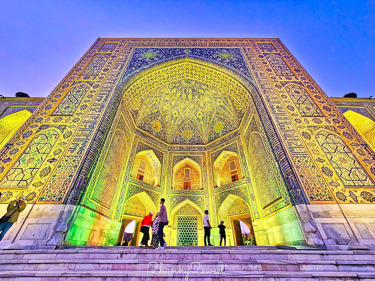 【雷吉斯坦廣場 Registan Square】撒馬爾罕必訪地標,三大學院、門票交通、夜景燈光秀、換裝體驗全攻略 @兔兒毛毛姊妹花 【雷吉斯坦廣場 Registan Square】撒馬爾罕必訪地標,三大學院、門票交通、夜景燈光秀、換裝體驗全攻略 @兔兒毛毛姊妹花