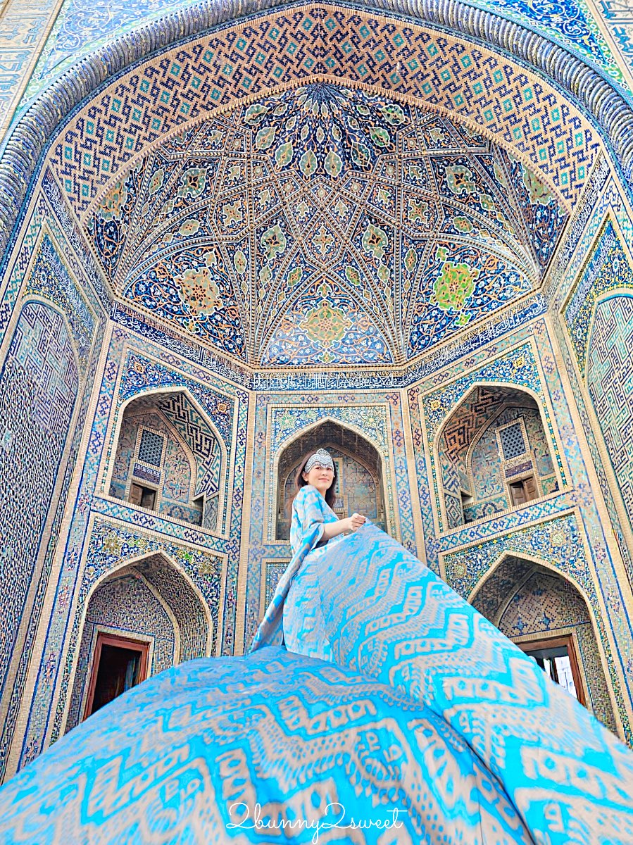 【雷吉斯坦廣場 Registan Square】撒馬爾罕必訪地標,三大學院、門票交通、夜景燈光秀、換裝體驗全攻略 @兔兒毛毛姊妹花 【雷吉斯坦廣場 Registan Square】撒馬爾罕必訪地標,三大學院、門票交通、夜景燈光秀、換裝體驗全攻略 @兔兒毛毛姊妹花