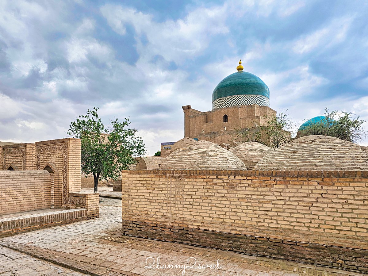 【帕拉萬·馬哈穆德陵墓 Pakhlavan Makhmud Mausoleum】希瓦古城最美綠色圓頂,走進絕美滿版青花瓷磚空間 @兔兒毛毛姊妹花 【帕拉萬·馬哈穆德陵墓 Pakhlavan Makhmud Mausoleum】希瓦古城最美綠色圓頂,走進絕美滿版青花瓷磚空間 @兔兒毛毛姊妹花