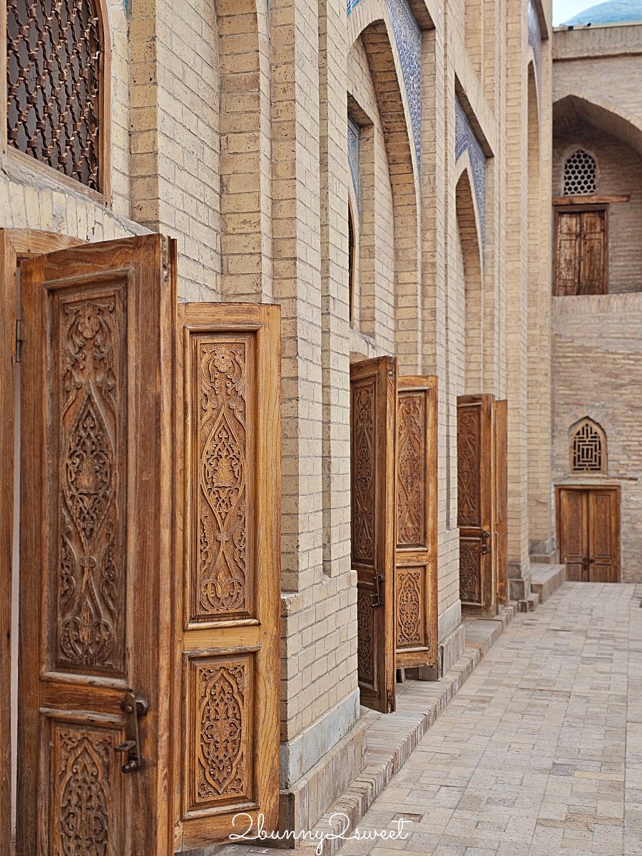 【帕拉萬·馬哈穆德陵墓 Pakhlavan Makhmud Mausoleum】希瓦古城最美綠色圓頂,走進絕美滿版青花瓷磚空間 @兔兒毛毛姊妹花 【帕拉萬·馬哈穆德陵墓 Pakhlavan Makhmud Mausoleum】希瓦古城最美綠色圓頂,走進絕美滿版青花瓷磚空間 @兔兒毛毛姊妹花
