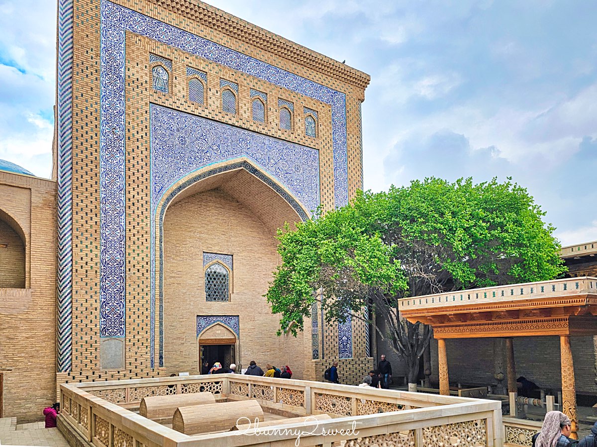 【帕拉萬·馬哈穆德陵墓 Pakhlavan Makhmud Mausoleum】希瓦古城最美綠色圓頂,走進絕美滿版青花瓷磚空間 @兔兒毛毛姊妹花 【帕拉萬·馬哈穆德陵墓 Pakhlavan Makhmud Mausoleum】希瓦古城最美綠色圓頂,走進絕美滿版青花瓷磚空間 @兔兒毛毛姊妹花