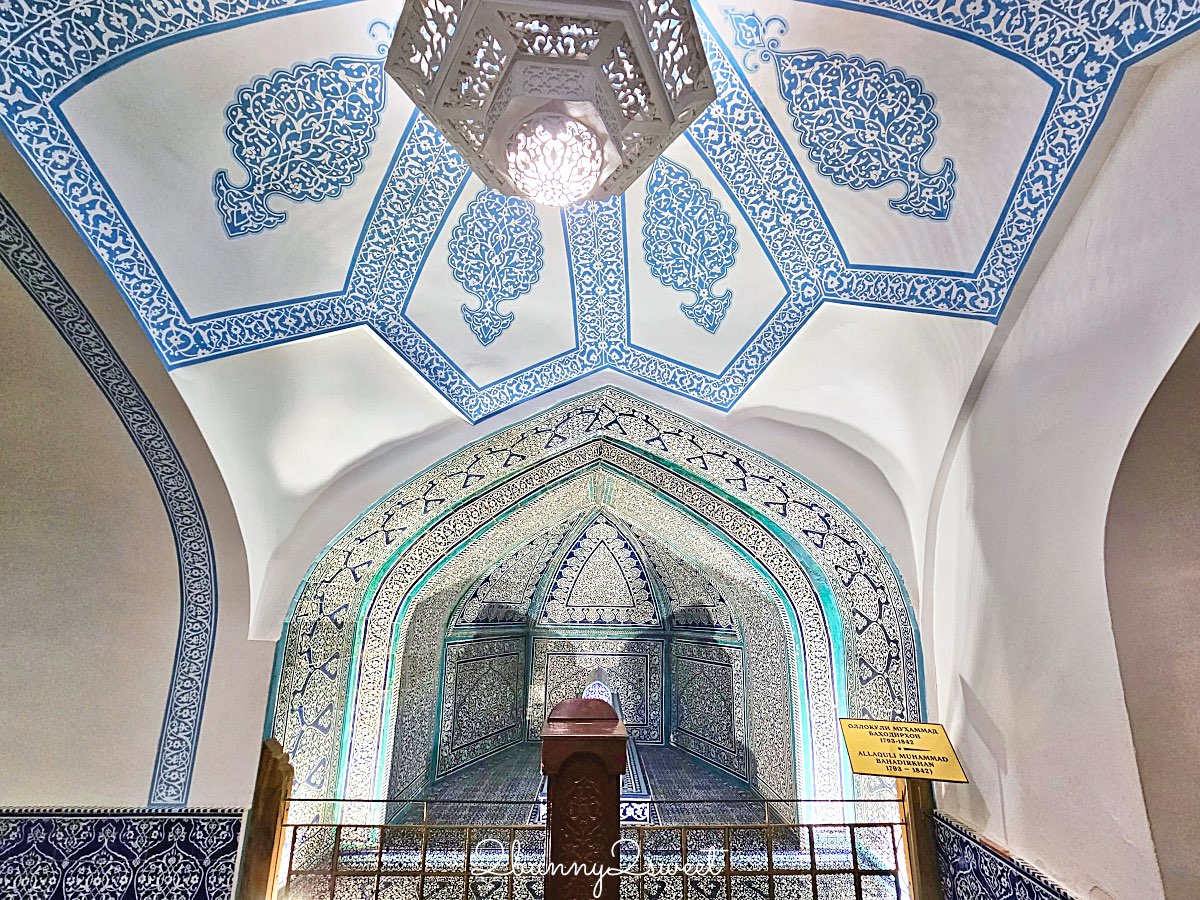 【帕拉萬·馬哈穆德陵墓 Pakhlavan Makhmud Mausoleum】希瓦古城最美綠色圓頂,走進絕美滿版青花瓷磚空間 @兔兒毛毛姊妹花 【帕拉萬·馬哈穆德陵墓 Pakhlavan Makhmud Mausoleum】希瓦古城最美綠色圓頂,走進絕美滿版青花瓷磚空間 @兔兒毛毛姊妹花