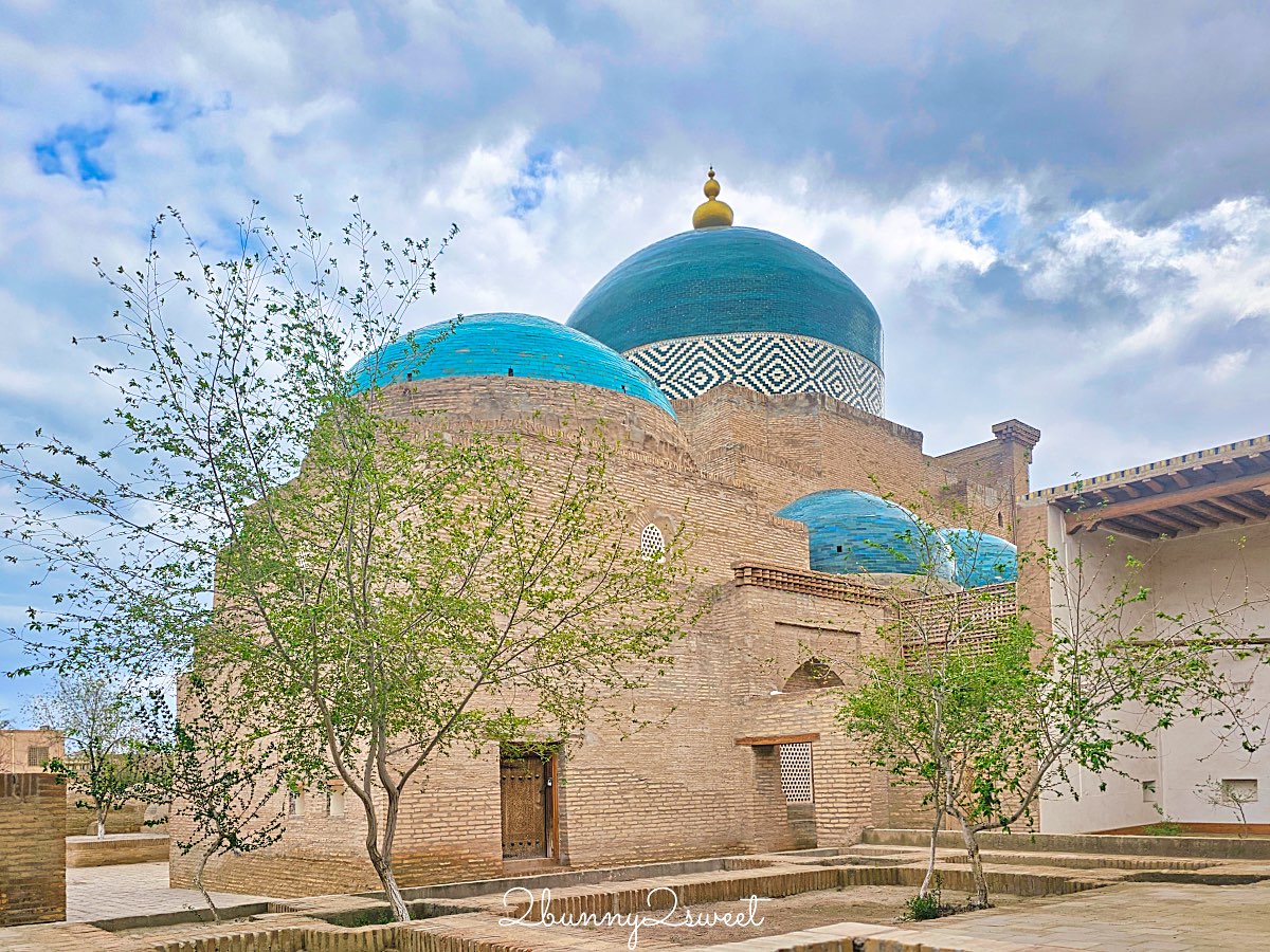 【帕拉萬·馬哈穆德陵墓 Pakhlavan Makhmud Mausoleum】希瓦古城最美綠色圓頂,走進絕美滿版青花瓷磚空間 @兔兒毛毛姊妹花 【帕拉萬·馬哈穆德陵墓 Pakhlavan Makhmud Mausoleum】希瓦古城最美綠色圓頂,走進絕美滿版青花瓷磚空間 @兔兒毛毛姊妹花