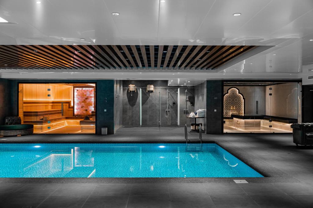 烏茲別克住宿【撒馬爾罕瑞享酒店 M&ouml;venpick Samarkand】交通便利、早餐超豐富的五星首選 @兔兒毛毛姊妹花