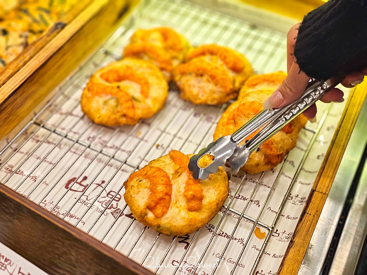 古來思魚糕海雲台｜釜山魚糕名店推薦！1963年創立老字號，必吃魚糕、必買伴手禮一次看 @兔兒毛毛姊妹花