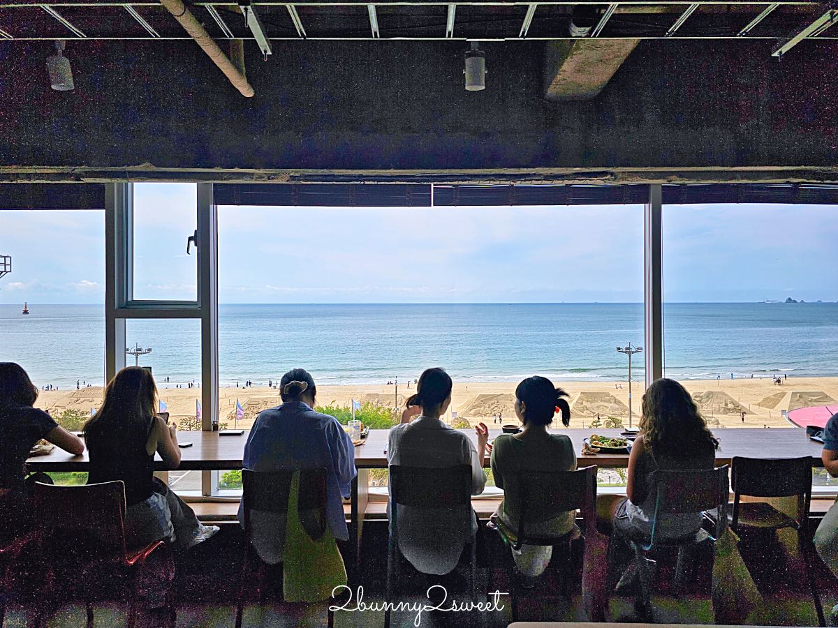 釜山海雲台海景咖啡廳 Working Holiday|海景第一排無敵窗景、班尼迪克蛋早午餐,點餐交通攻略 @兔兒毛毛姊妹花 釜山海雲台海景咖啡廳 Working Holiday|海景第一排無敵窗景、班尼迪克蛋早午餐,點餐交通攻略 @兔兒毛毛姊妹花