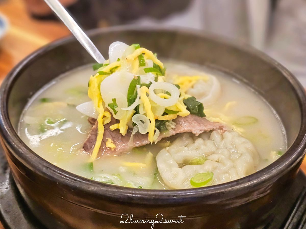 釜山南浦美食》南浦雪濃湯｜24小時營業、地鐵站步行2分鐘，有中文菜單的暖胃牛骨湯飯老店 @兔兒毛毛姊妹花