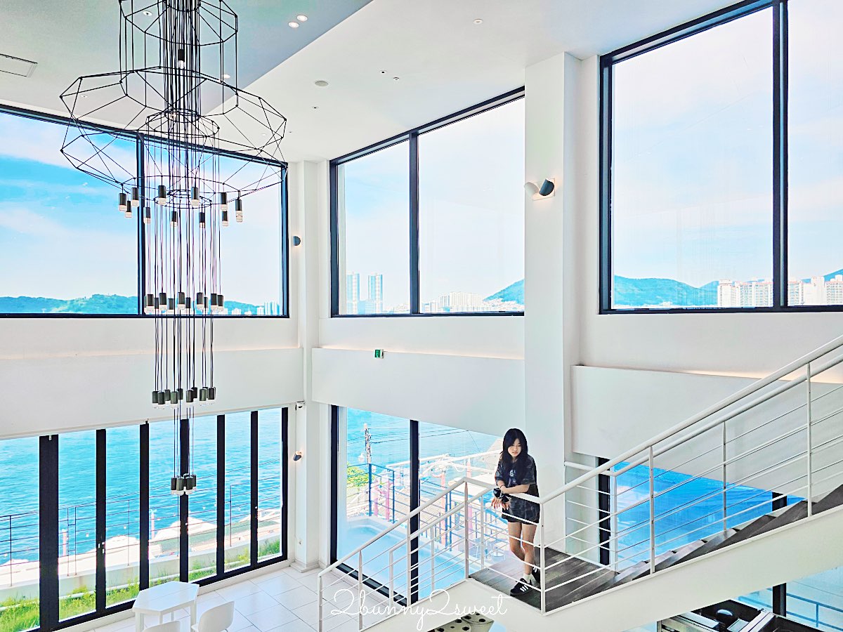 釜山白淺灘咖啡廳｜Aether海景咖啡廳開箱，270度無敵海景＋人氣早午餐，影島必訪景觀咖啡廳 @兔兒毛毛姊妹花