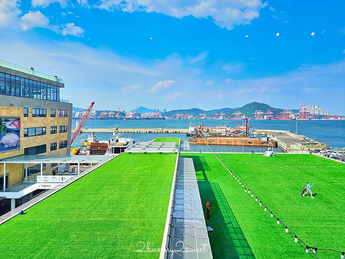 釜山影島 P.ARK Cafe & Bakery｜釜山最大海景咖啡廳，階梯劇場座位＋港灣第一排景觀，Arte Museum旁必訪打卡景點 @兔兒毛毛姊妹花
