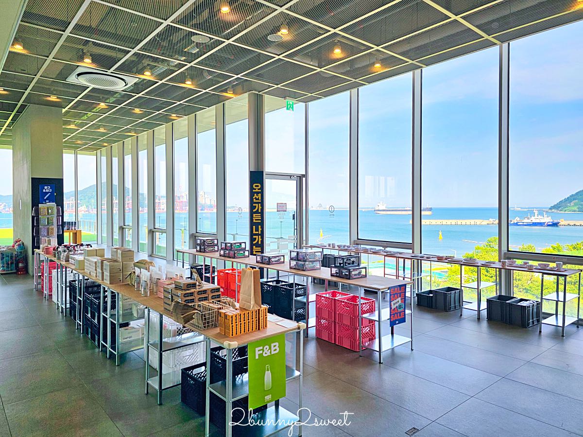 釜山影島 P.ARK Cafe & Bakery｜釜山最大海景咖啡廳，階梯劇場座位＋港灣第一排景觀，Arte Museum旁必訪打卡景點 @兔兒毛毛姊妹花
