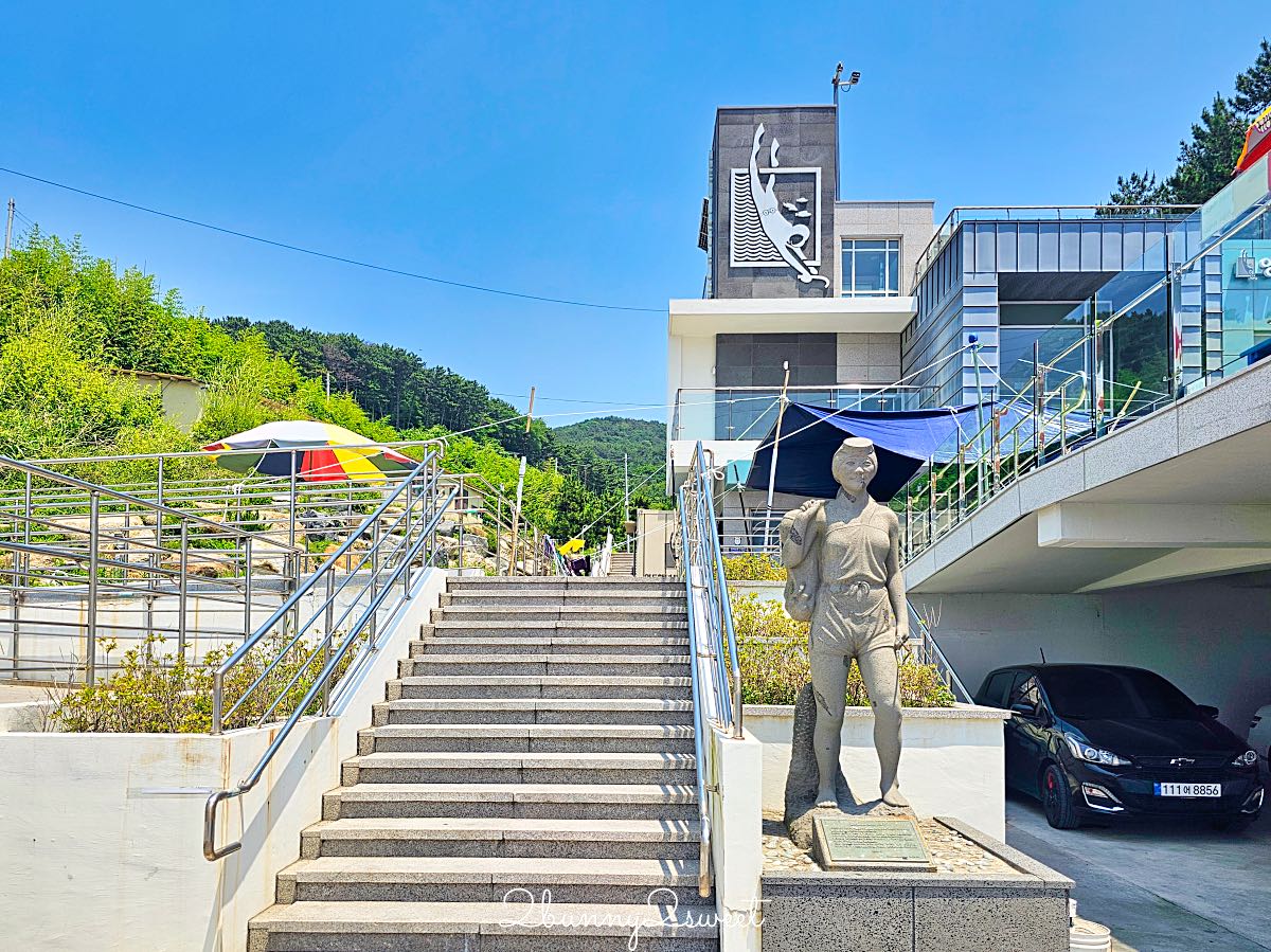釜山影島海女文化展館｜在影島海女村海景第一排大啖現撈海膽飯捲、鮮味海鮮拉麵 @兔兒毛毛姊妹花