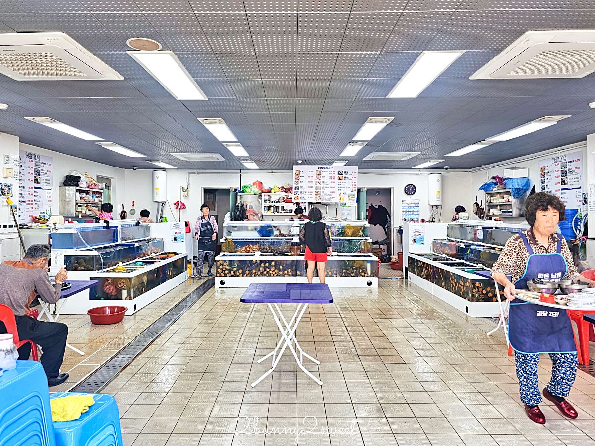 釜山影島海女文化展館｜在影島海女村海景第一排大啖現撈海膽飯捲、鮮味海鮮拉麵 @兔兒毛毛姊妹花