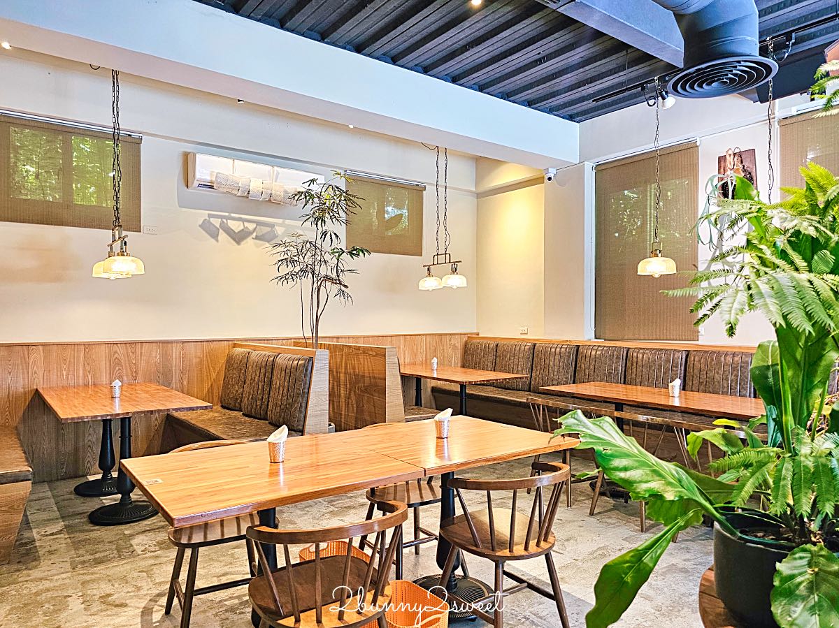 【山下陳涼】花蓮壽豐美食！海景第一排泰式料理、菜單價格＋訂位攻略 @兔兒毛毛姊妹花