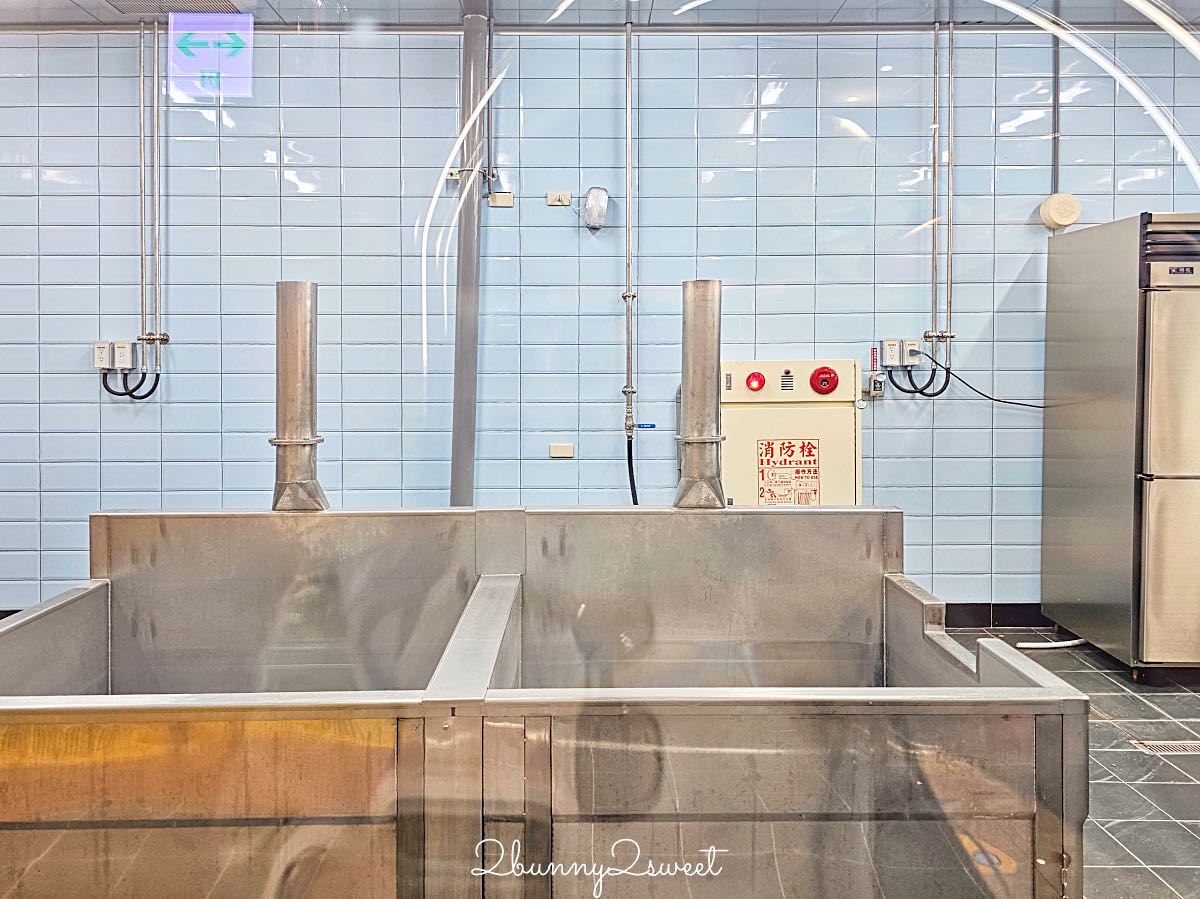 【丸聚星球】嘉義觀光工廠推薦｜免費參觀太空星球主題館、貢丸DIY、試吃美食，親子雨天景點 @兔兒毛毛姊妹花