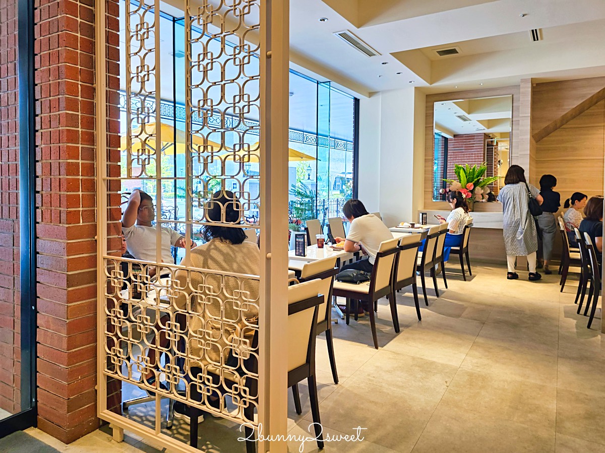 【LE PAN 神戶港總本店】神戶最美麵包店推薦,足湯咖啡、現烤麵包、甜點蛋糕一次滿足 @兔兒毛毛姊妹花 【LE PAN 神戶港總本店】神戶最美麵包店推薦,足湯咖啡、現烤麵包、甜點蛋糕一次滿足 @兔兒毛毛姊妹花