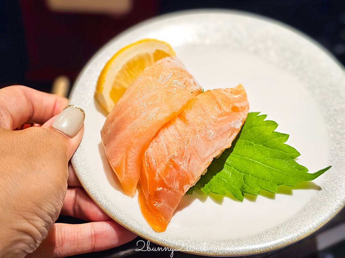 【迴轉壽司長次郎】大阪道頓堀美食！難波法善寺人氣迴轉壽司，現點現握、中文點餐超方便 @兔兒毛毛姊妹花