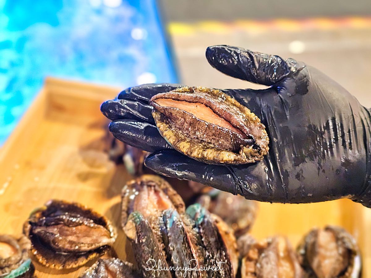 【星曜雞湯】中山站美食推薦！台北雞湯火鍋必吃鮑魚金湯，父親節活動、龍蝦買一送一優惠 @兔兒毛毛姊妹花