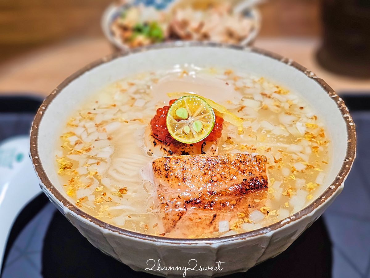 【龍鱗拉麵】台北中山站美食｜豪華蝦肉拉麵超吸睛！免費加麵加湯，中山站拉麵推薦 @兔兒毛毛姊妹花