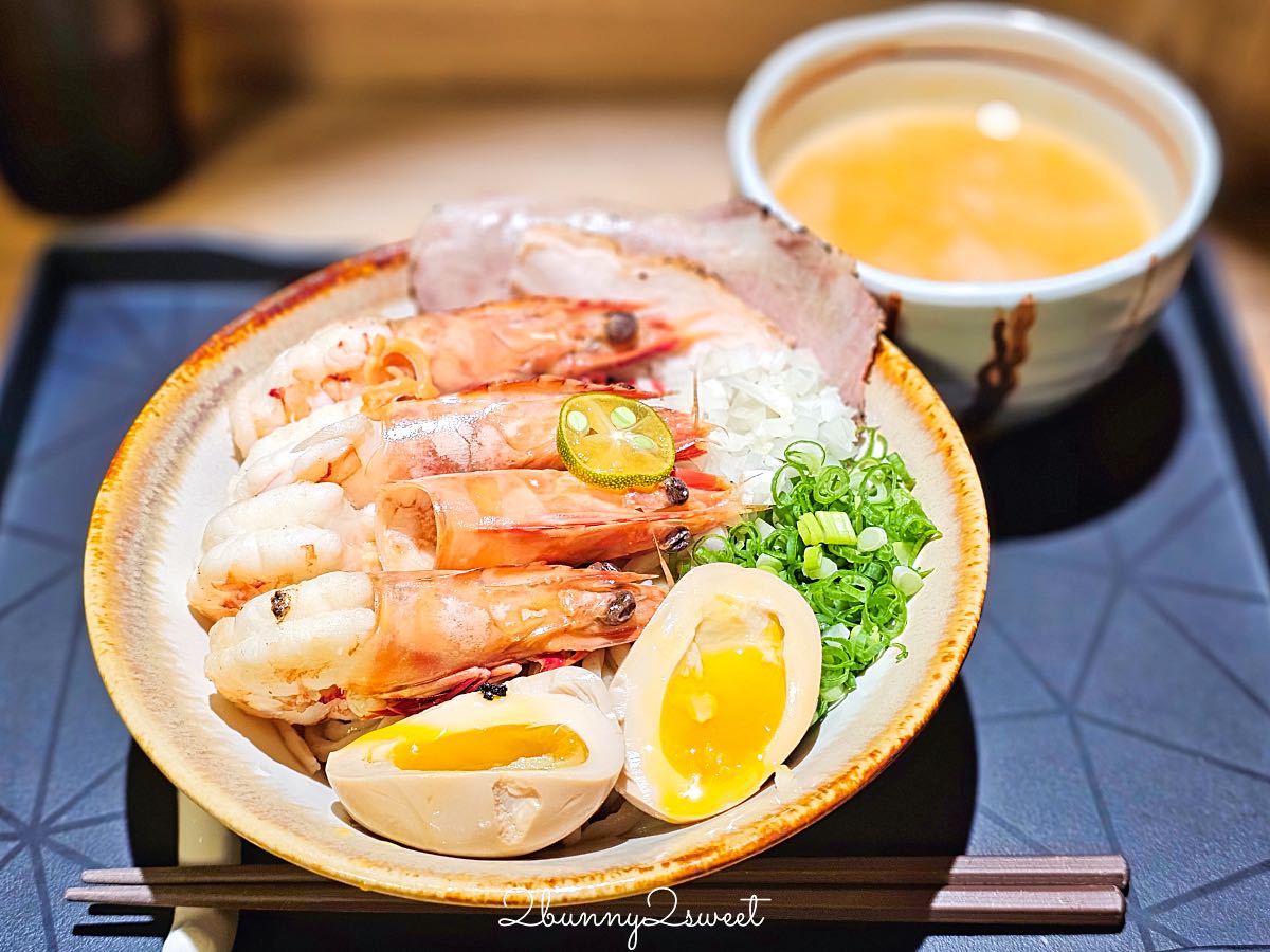 【龍鱗拉麵】台北中山站美食｜豪華蝦肉拉麵超吸睛！免費加麵加湯，中山站拉麵推薦 @兔兒毛毛姊妹花