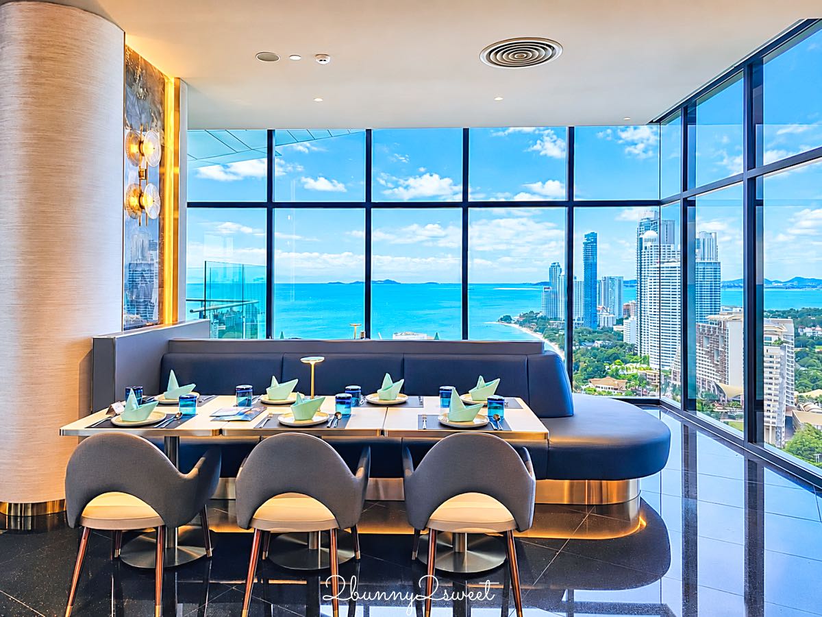 【Blue Atlantis Rooftop Restaurant】Grande Centre Point Voyage Pattaya 33 樓高空海景餐廳，芭達雅夕陽晚餐推薦 @兔兒毛毛姊妹花