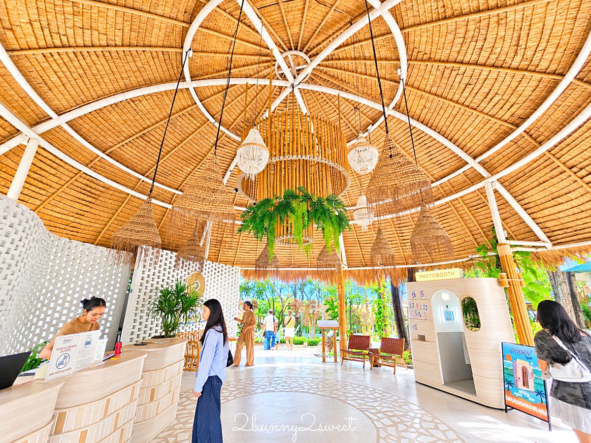 【The Oxygen Beachfront Oasis】芭達雅海景餐廳推薦!坐第一排看海吃泰國料理,超美竹編南洋風餐廳 @兔兒毛毛姊妹花 【The Oxygen Beachfront Oasis】芭達雅海景餐廳推薦!坐第一排看海吃泰國料理,超美竹編南洋風餐廳 @兔兒毛毛姊妹花