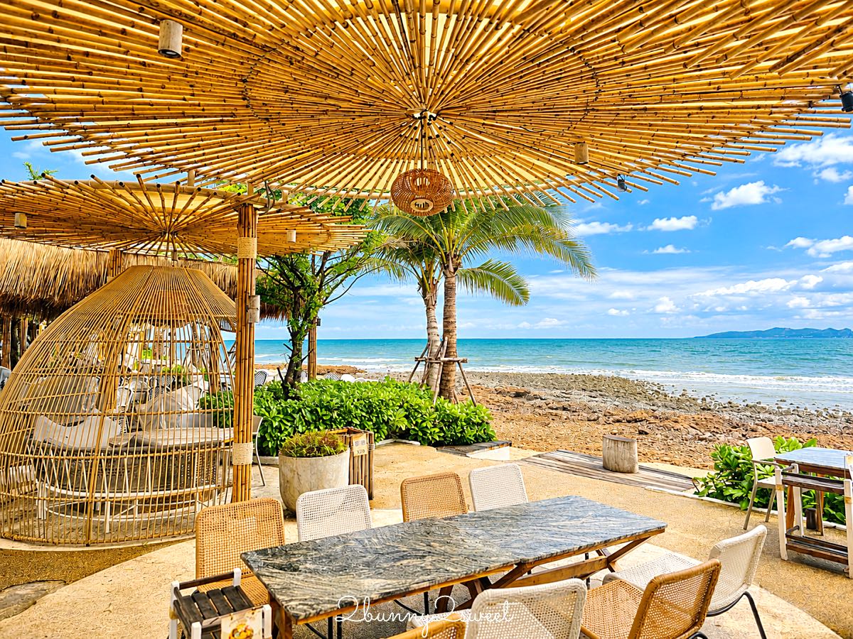 【The Oxygen Beachfront Oasis】芭達雅海景餐廳推薦!坐第一排看海吃泰國料理,超美竹編南洋風餐廳 @兔兒毛毛姊妹花 【The Oxygen Beachfront Oasis】芭達雅海景餐廳推薦!坐第一排看海吃泰國料理,超美竹編南洋風餐廳 @兔兒毛毛姊妹花