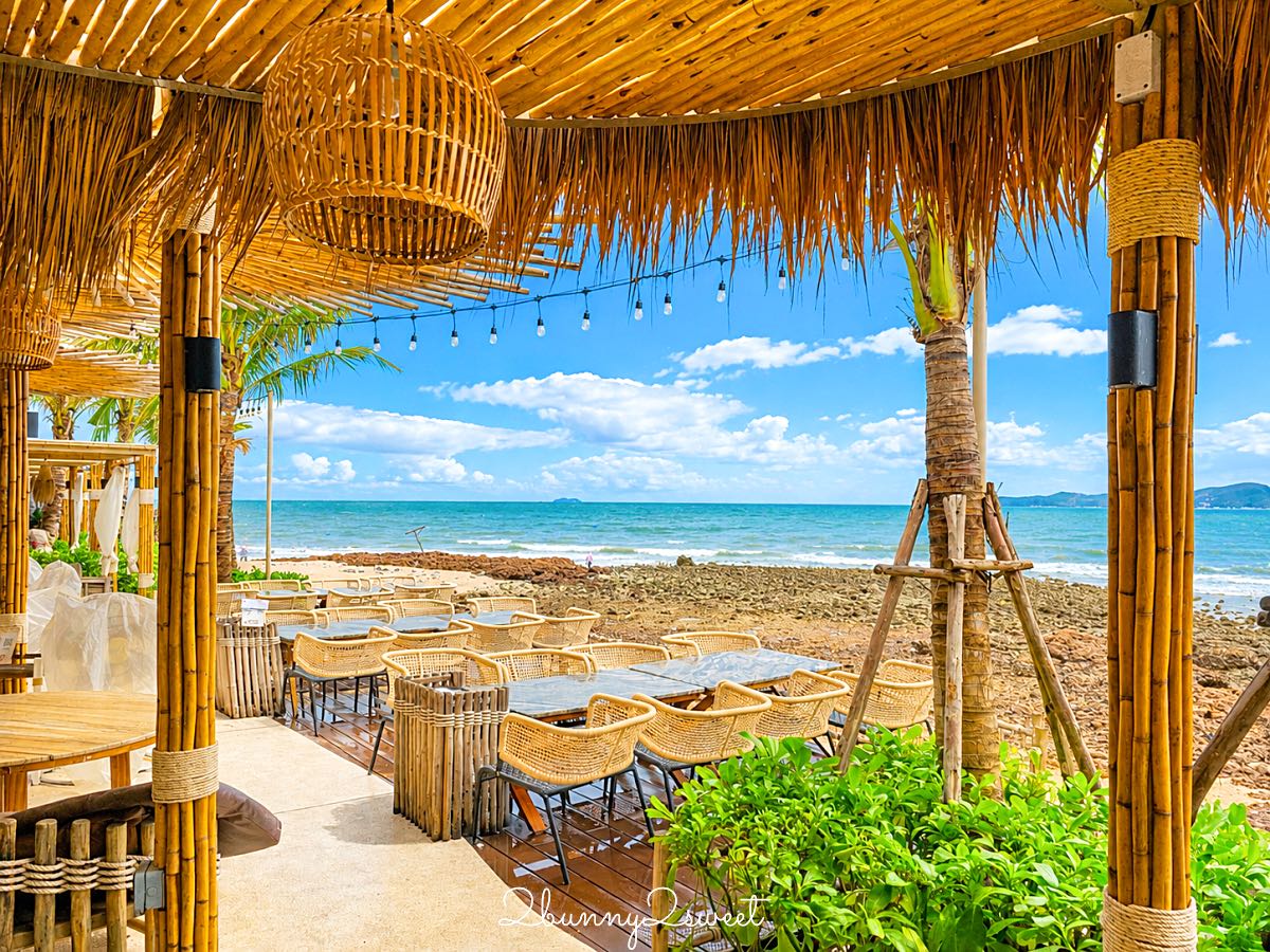 【The Oxygen Beachfront Oasis】芭達雅海景餐廳推薦!坐第一排看海吃泰國料理,超美竹編南洋風餐廳 @兔兒毛毛姊妹花 【The Oxygen Beachfront Oasis】芭達雅海景餐廳推薦!坐第一排看海吃泰國料理,超美竹編南洋風餐廳 @兔兒毛毛姊妹花