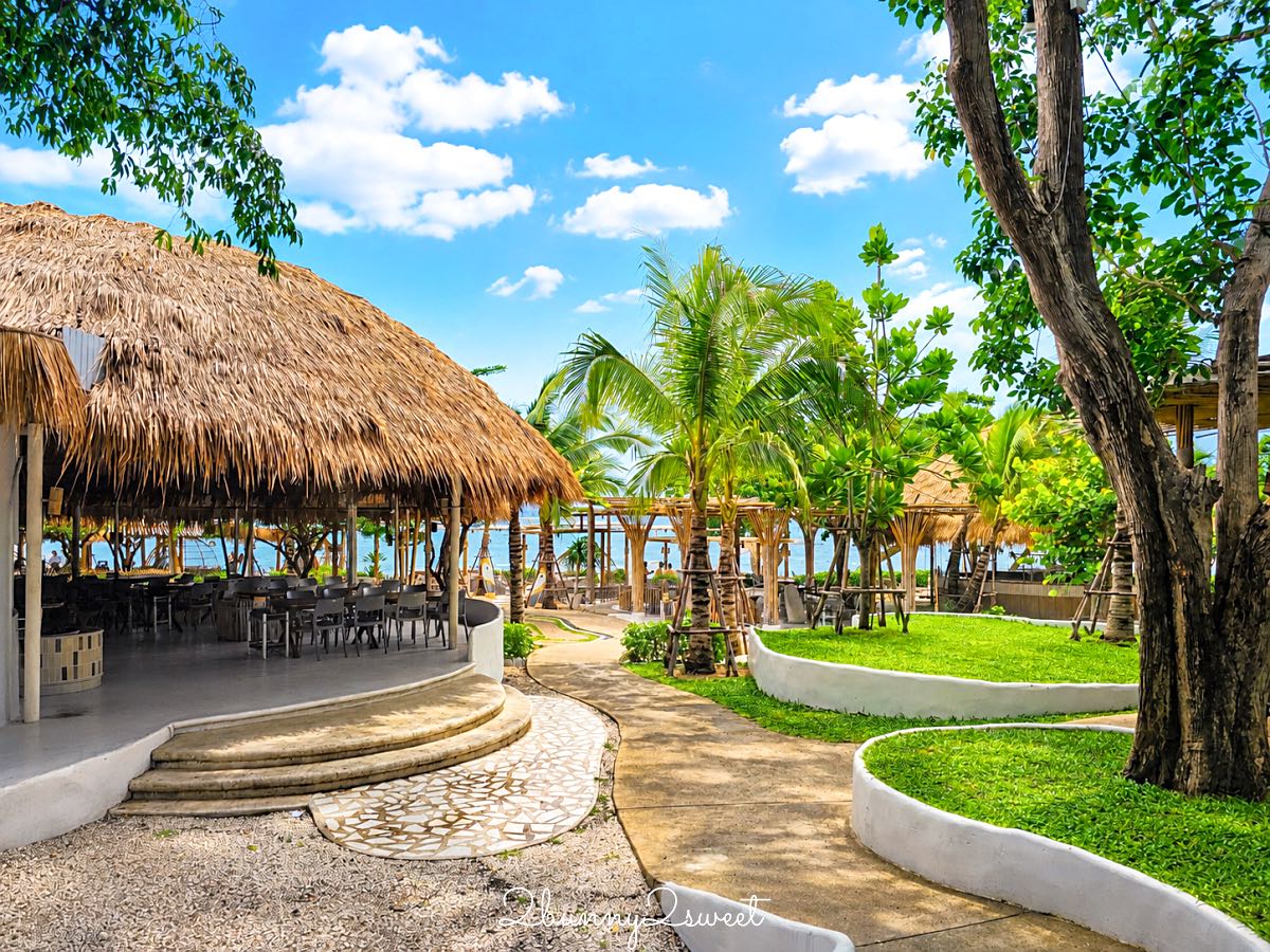 【The Oxygen Beachfront Oasis】芭達雅海景餐廳推薦!坐第一排看海吃泰國料理,超美竹編南洋風餐廳 @兔兒毛毛姊妹花 【The Oxygen Beachfront Oasis】芭達雅海景餐廳推薦!坐第一排看海吃泰國料理,超美竹編南洋風餐廳 @兔兒毛毛姊妹花
