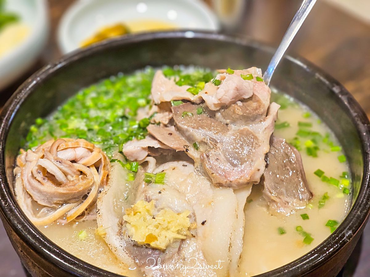 【嚴湧帛豬肉湯飯海雲台店】釜山必吃豬肉湯飯!海雲台早餐推薦,釜山式、密陽式雙湯頭 @兔兒毛毛姊妹花 【嚴湧帛豬肉湯飯海雲台店】釜山必吃豬肉湯飯!海雲台早餐推薦,釜山式、密陽式雙湯頭 @兔兒毛毛姊妹花