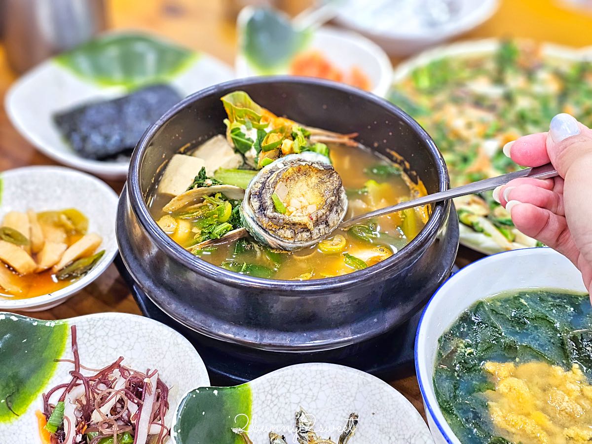 【濟州家 西面店 제주가】釜山西面美食推薦，鮑魚粥、海膽海帶湯、鮑魚海鮮鍋必吃 @兔兒毛毛姊妹花