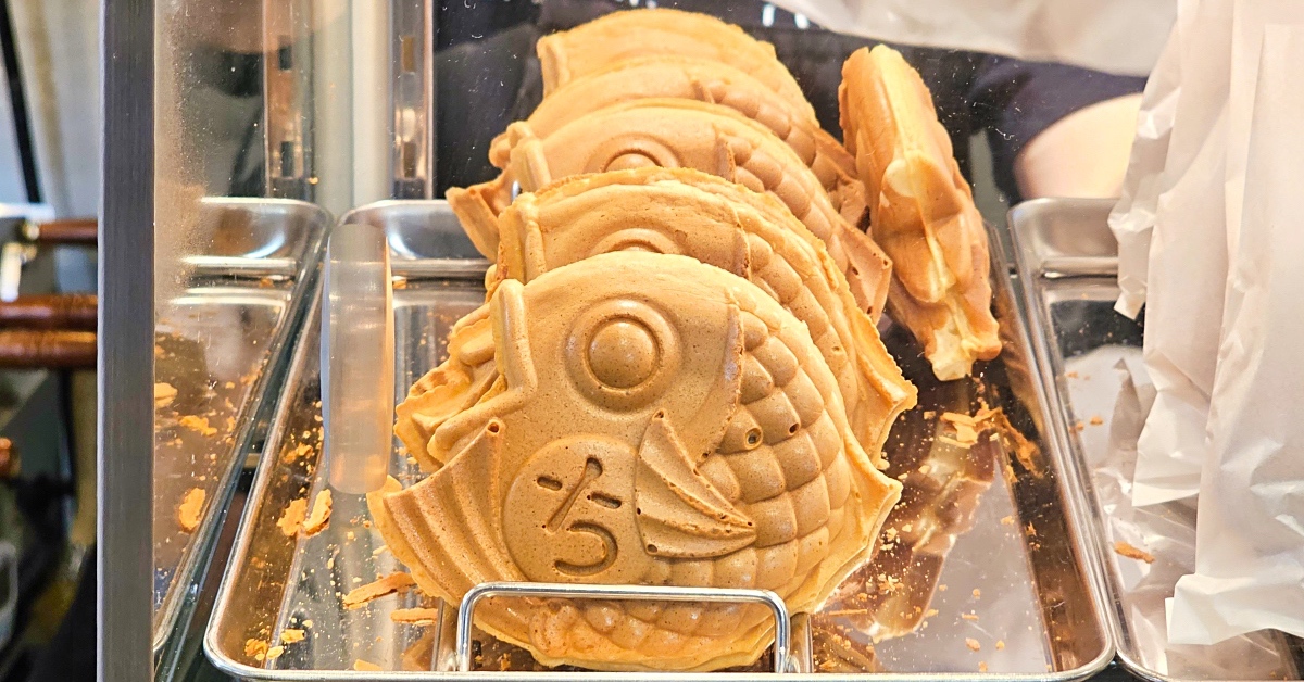 【錦一葉＆まめものとたい焼き】京都錦市場美食！爆餡鯛魚燒、抹茶甜點必吃 @兔兒毛毛姊妹花