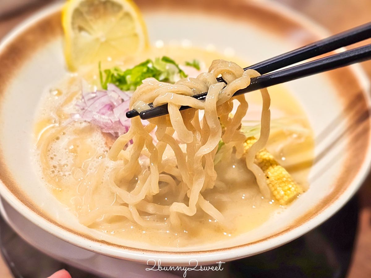 【麵屋鶴立】中山站拉麵推薦！濃郁雞白湯、雞豬鴨三種叉燒，免費加麵一次 @兔兒毛毛姊妹花