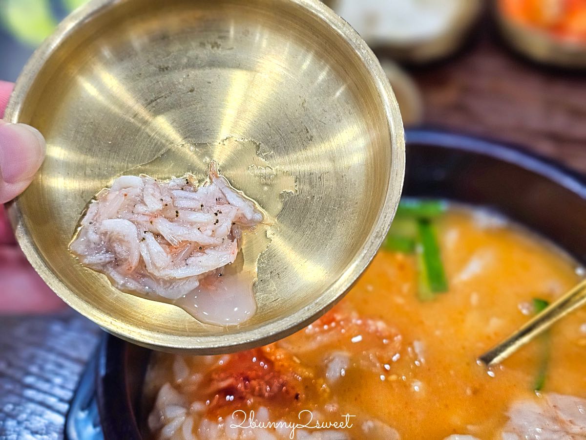 【釜山湯飯 부산국밥】南京三民美食推薦,韓國人開的道地豬肉湯飯,濃郁豬骨湯配蝦醬超對味 @兔兒毛毛姊妹花 【釜山湯飯 부산국밥】南京三民美食推薦,韓國人開的道地豬肉湯飯,濃郁豬骨湯配蝦醬超對味 @兔兒毛毛姊妹花