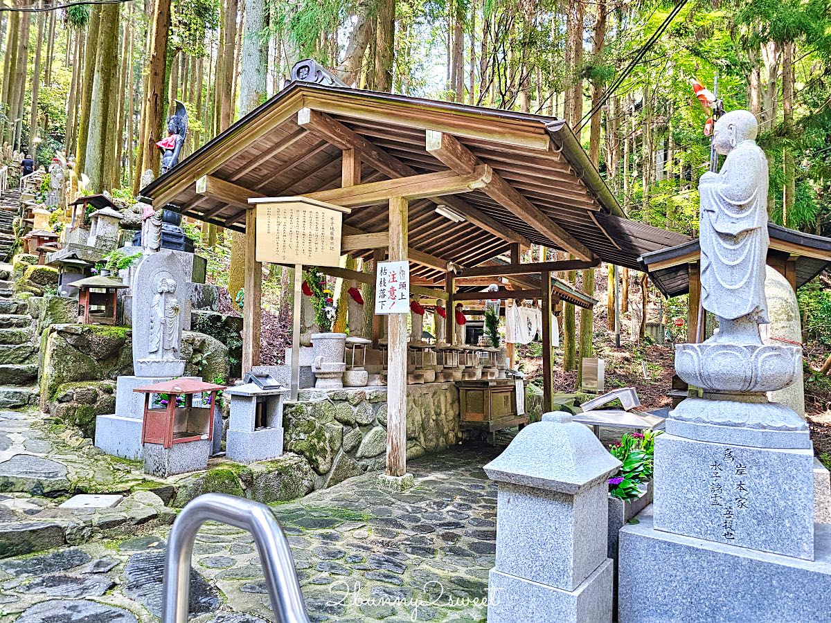 【寶山寺】奈良生駒山必訪古寺！搭生駒纜車拜生駒聖天，般若窟、參道景點攻略 @兔兒毛毛姊妹花
