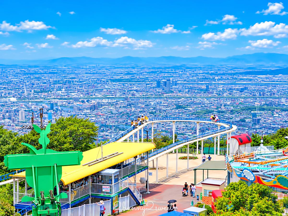 【生駒山上遊樂園】大阪近郊免費入園親子景點！奈良必玩山頂空中腳踏車、門票交通設施攻略 @兔兒毛毛姊妹花