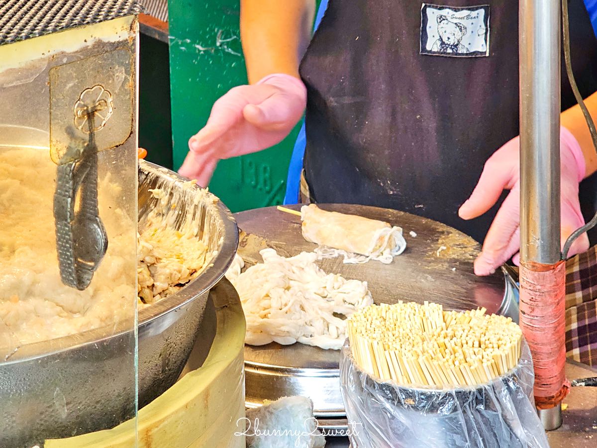【阿霞龍鳳腿】瑞芳60年老店！現包現炸15元銅板美食，瑞芳火車站必吃小吃 @兔兒毛毛姊妹花