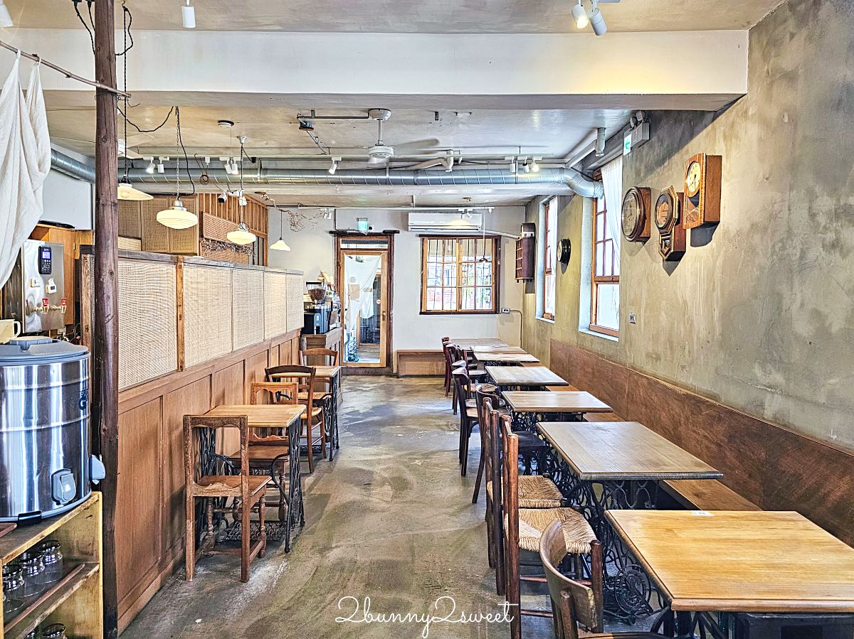 【卜卜商店】中山站美食:赤峰街老宅咖啡廳,藏在二樓的復古空間,鹹食、甜點一次吃 @兔兒毛毛姊妹花 【卜卜商店】中山站美食:赤峰街老宅咖啡廳,藏在二樓的復古空間,鹹食、甜點一次吃 @兔兒毛毛姊妹花