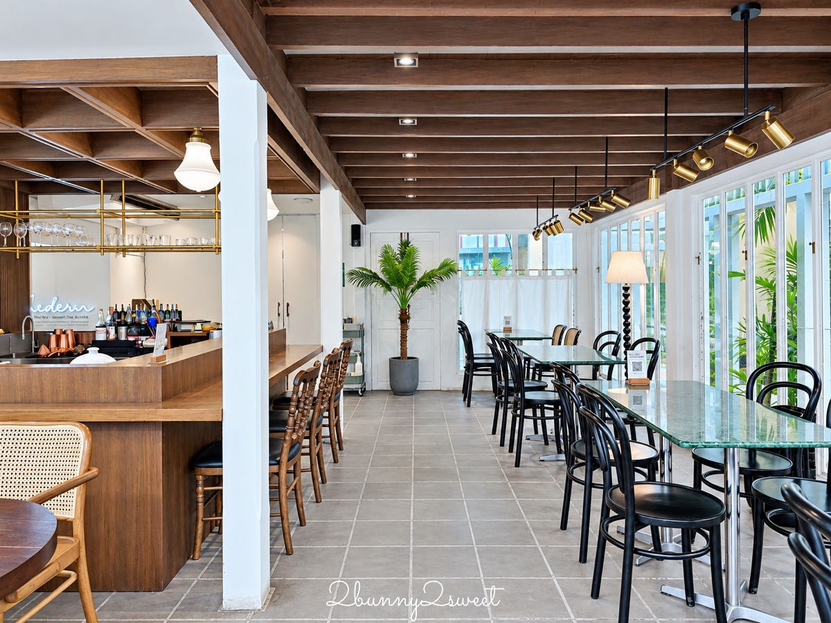 【Busaba Ayutthaya Cuisine】泰國大城咖啡廳推薦!純白泰式建築、運河景觀、創意泰式料理與下午茶 @兔兒毛毛姊妹花 【Busaba Ayutthaya Cuisine】泰國大城咖啡廳推薦!純白泰式建築、運河景觀、創意泰式料理與下午茶 @兔兒毛毛姊妹花