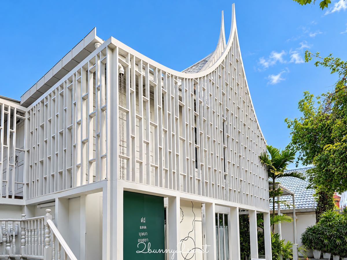 【Busaba Ayutthaya Cuisine】泰國大城咖啡廳推薦！純白泰式建築、運河景觀、創意泰式料理與下午茶 @兔兒毛毛姊妹花