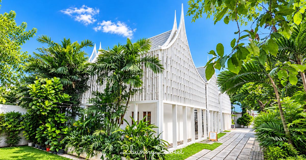 【Busaba Ayutthaya Cuisine】泰國大城咖啡廳推薦！純白泰式建築、運河景觀、創意泰式料理與下午茶 @兔兒毛毛姊妹花